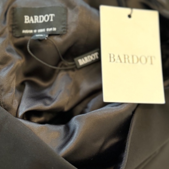 Bardot Black Rona Ruffle Side Slit Midi Dress NWT Size 6,wedding guest dress - Picture 7 of 8